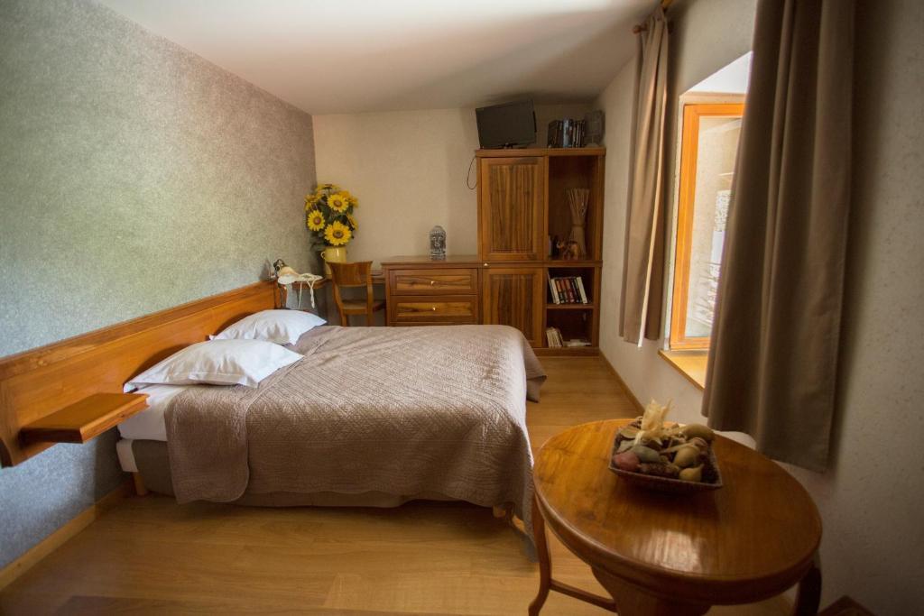 Отель Le Bonheur Dans Le Pre Lucinges Номер фото